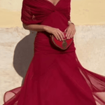Louise | Robe Maxi de Fête Élégante à Col V
