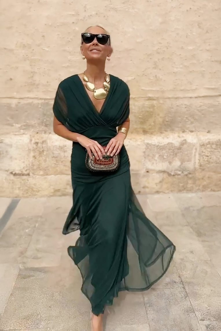 Louise | Robe Maxi de Fête Élégante à Col V